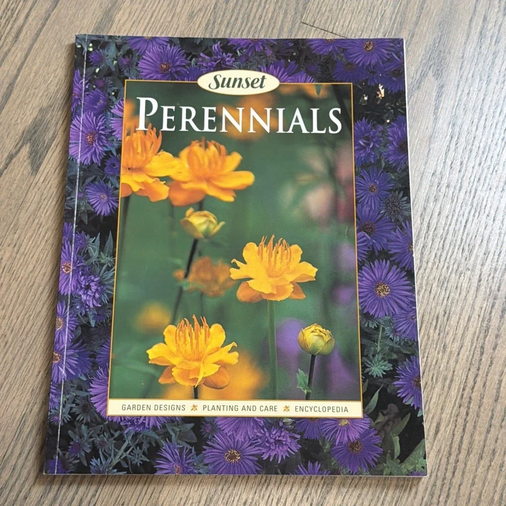 Perennials Garden Designs Planting And Care Encyclopedia Sunset Paperback